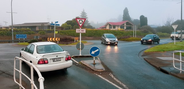 Roundabout at Cook, Pope & Victoria Bridge (Waikato River), Leamington, Waikato, New Zealand. 29 June 2018