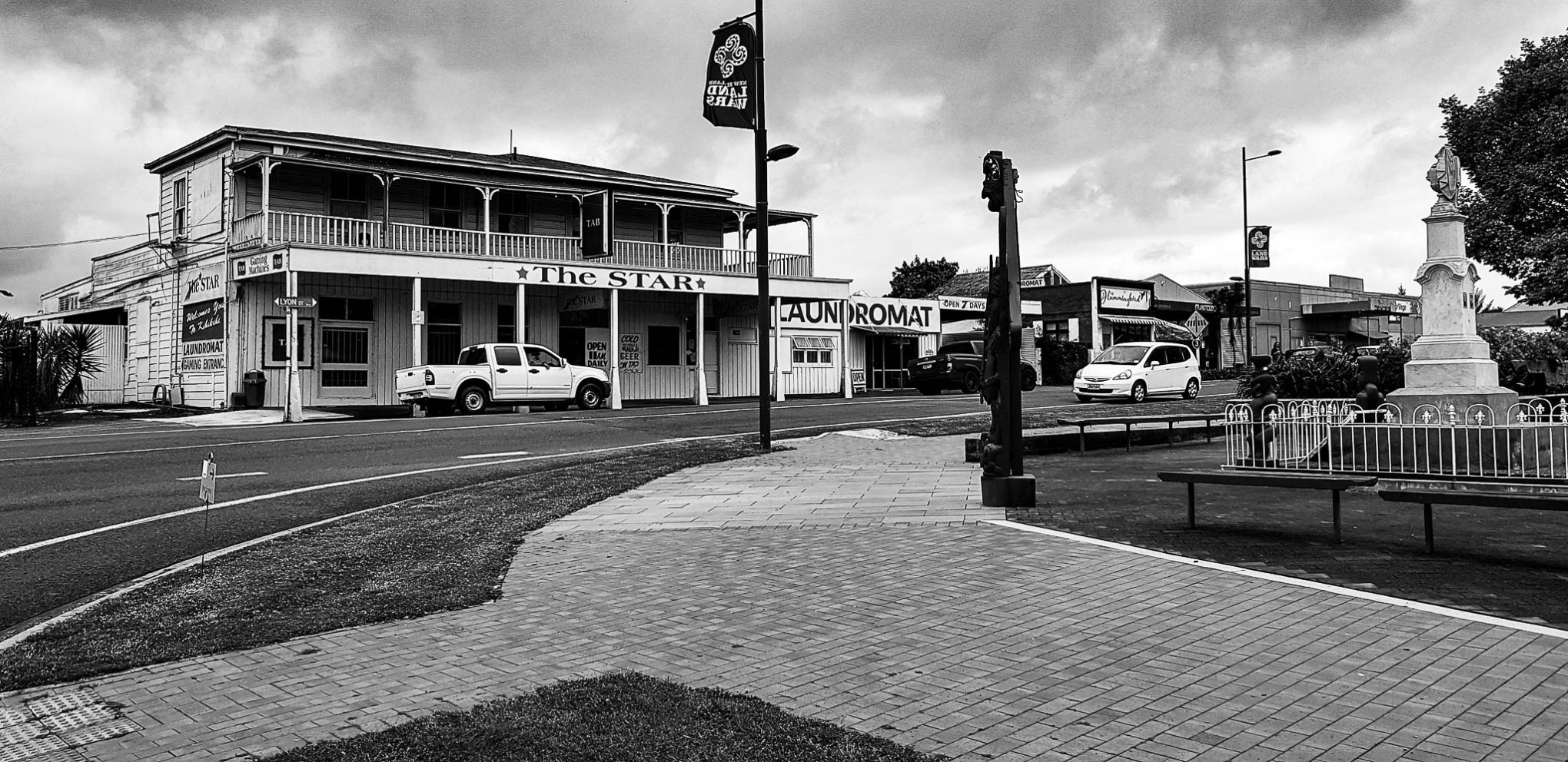 Rewi Maniapoto Memorial, Kihikihi, Waikato.