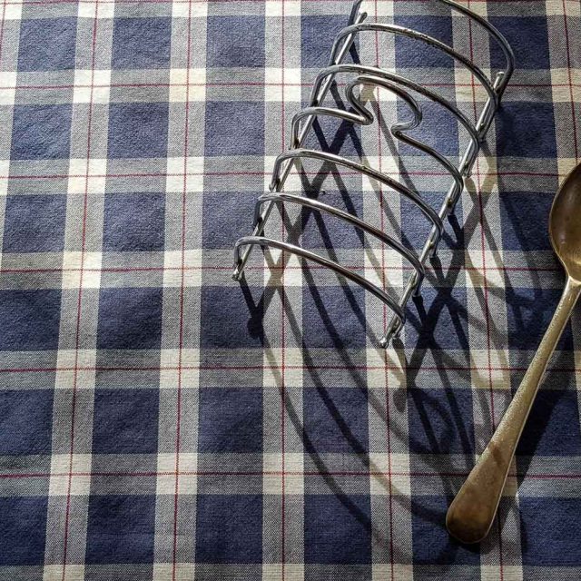 2018-07-10 12.19.54 lunch table