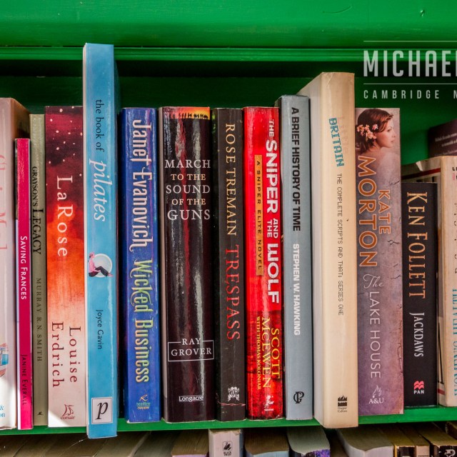 Telephone box book exchange in Cambridge New Zealand