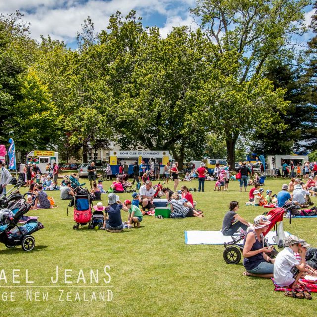 Summer Victoria Square Cambridge New Zealand