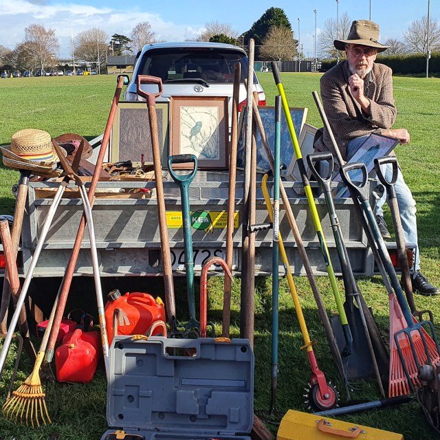 Lions Club of Cambridge Trash n Treasure